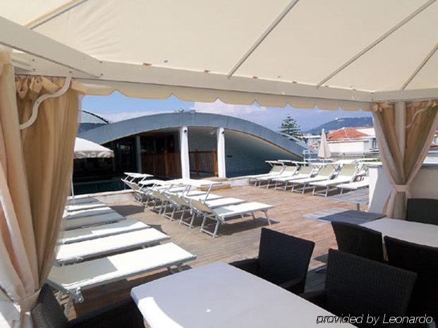 Goldstar & Hotel 4*