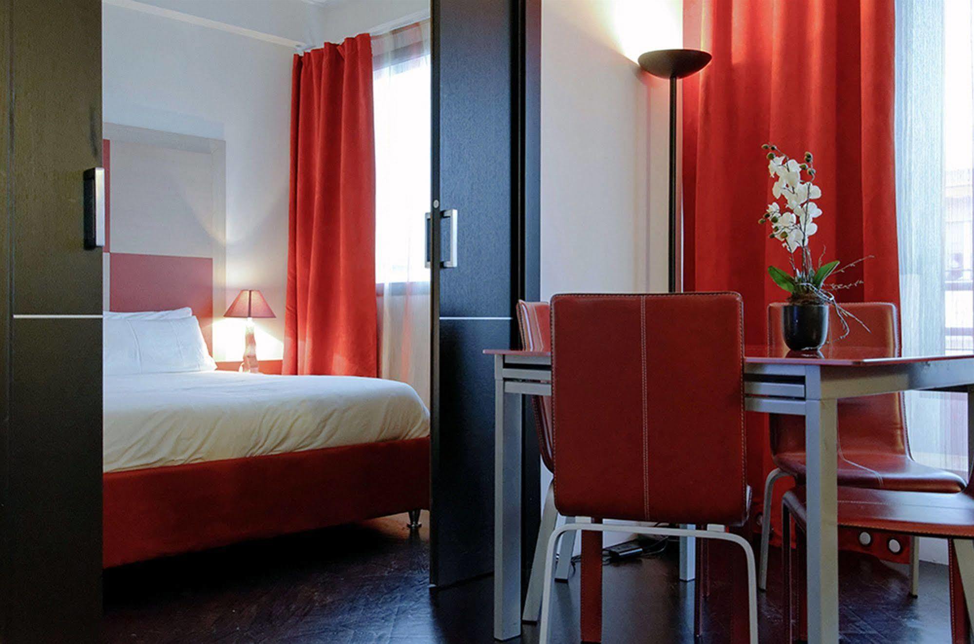 Goldstar & 4* Nizza