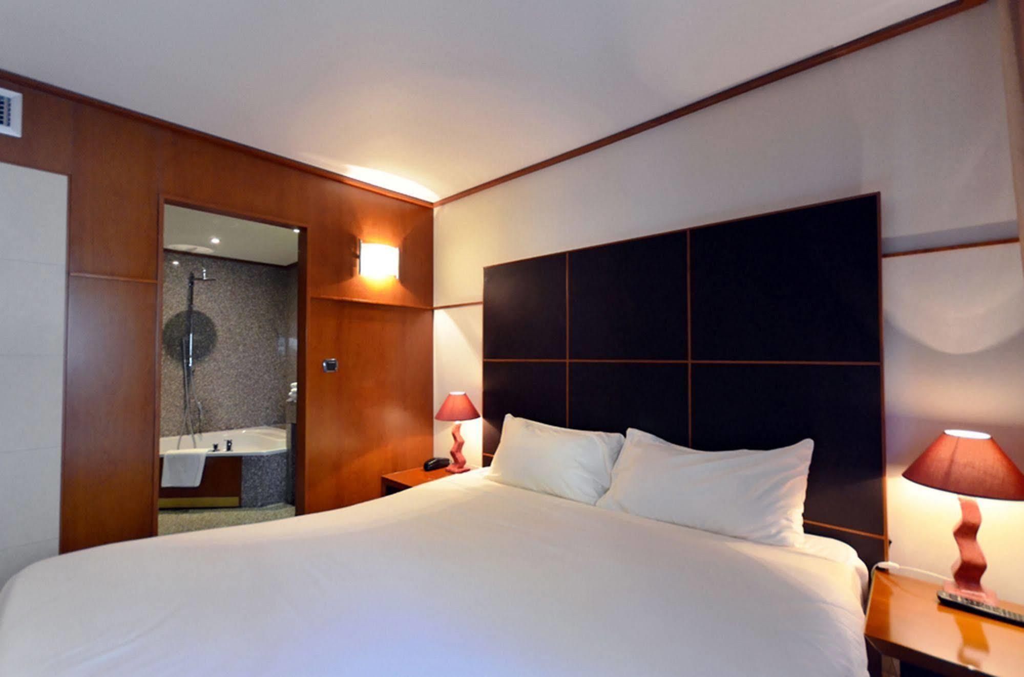 Goldstar & 4* Nizza