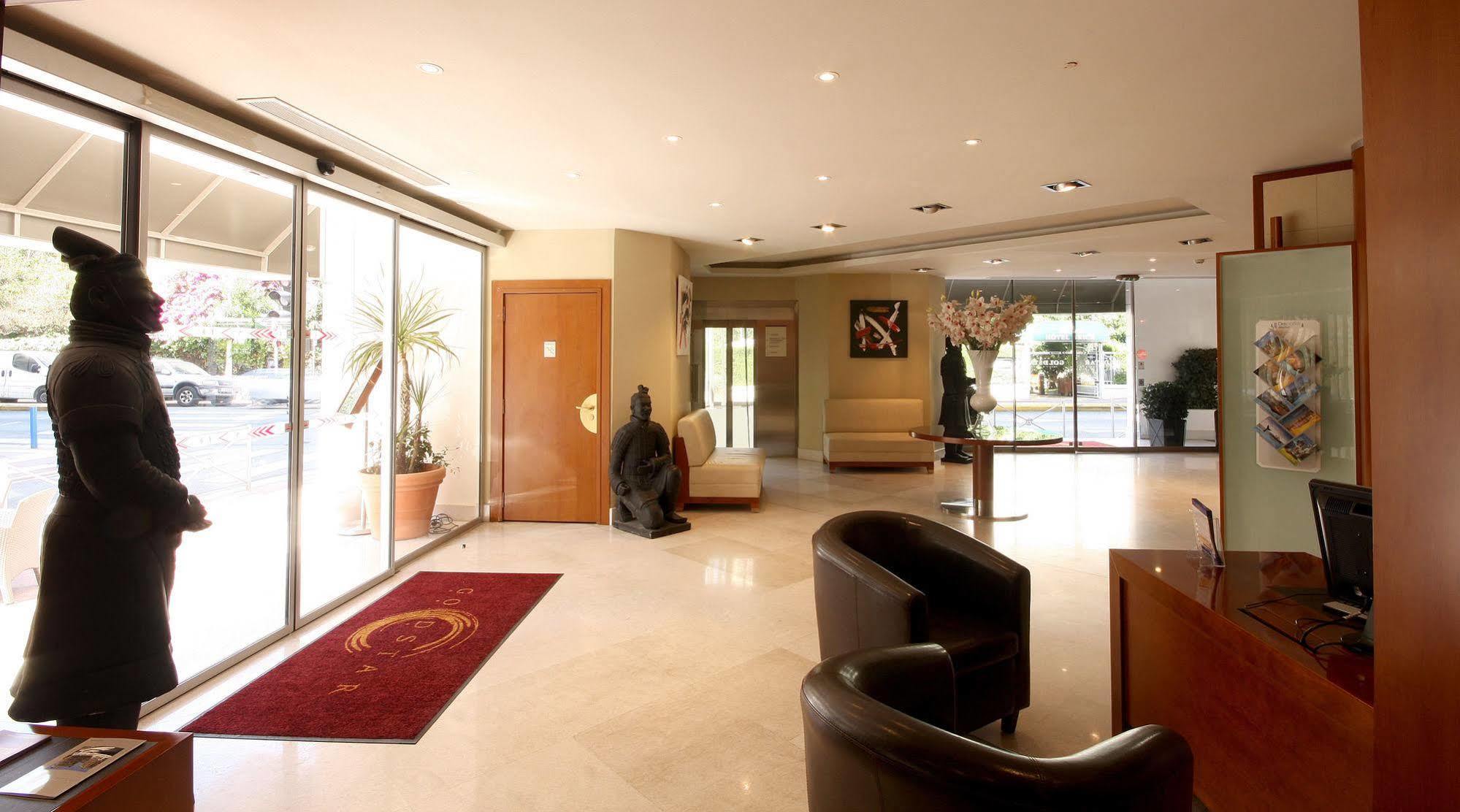 Hotel Goldstar & 4*